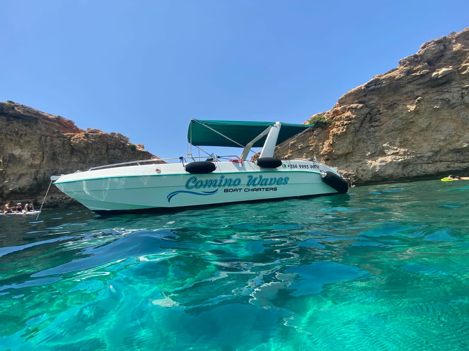 Comino Waves 2